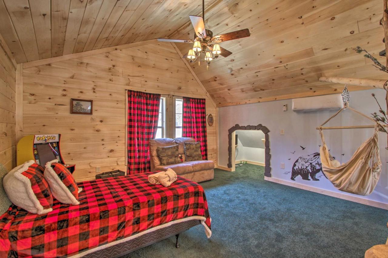 The Phoenix Cabin With Hot Tub In Gatlinburg! Esterno foto